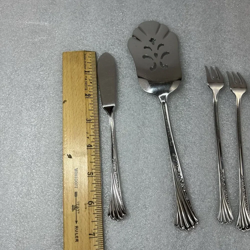 4 Oneida SPRING GLEN Stainless Cocktail Fork 1 Butter Knife 1 Pie Server Mix Lot
